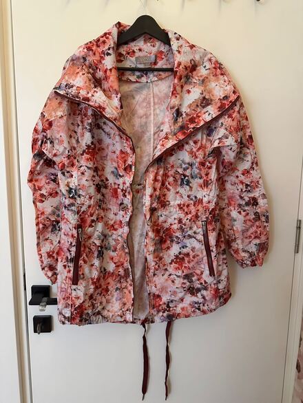 Bershka Yağmurluk