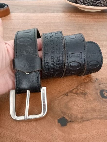 Yurtdışı ürünü Levi's 501 deri bayan kem