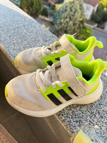 Adidas Erkek Çocuk Spor Ayakkabı