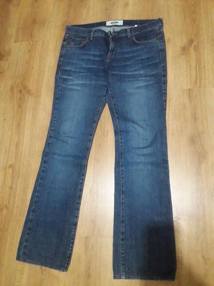 love moschino jean