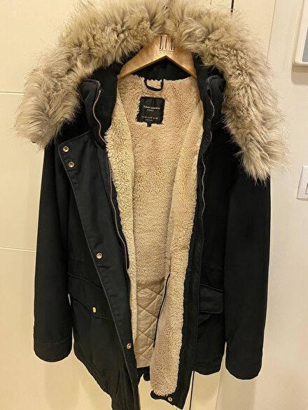 Zara Su geçirmez Mont