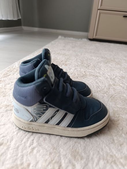adidas bot 25 numara