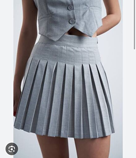 Pileli mini etek