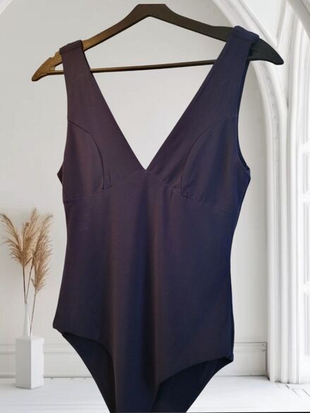 İndigo bodysuit çıtçıtlı derin v yaka