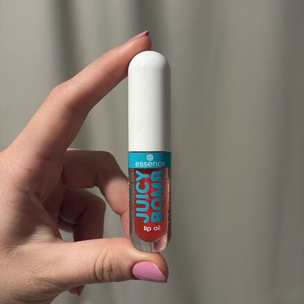 Essence Juicy Bomb Lip Oil Dudak Parlatı