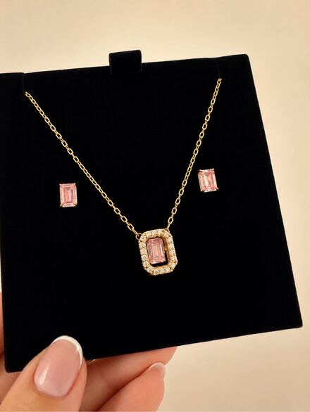 SWAROVSKI AltınPembe Taşl Kolye Küpe Set