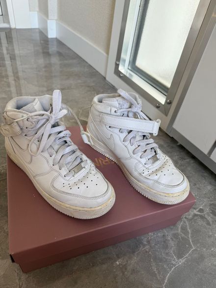 Nike Air Force Mid Kadın Ayakkabı