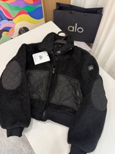 Alo Yoga Sherpa Jacket Mont