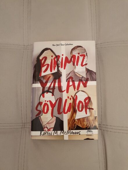 Kitap.. Birimiz yalan söylüyor