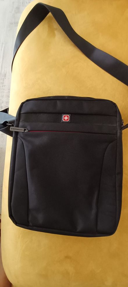 SWİSSBRAND marka deri erkek çanta