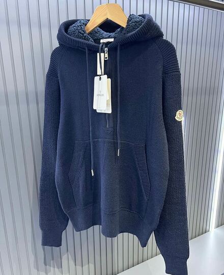 Moncler kapüşonlu kazak