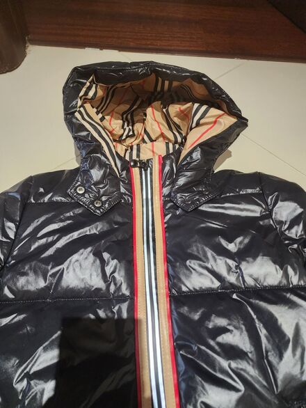 Burberry Kapüşonlu Mont