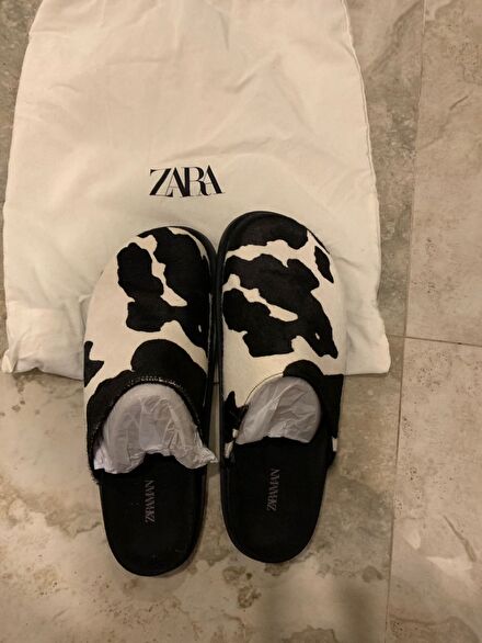 Zara man Desenli Terlik
