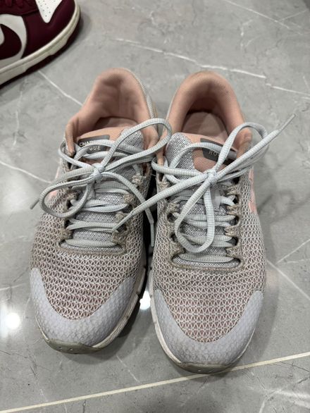 Under Armour spor ayakkabı