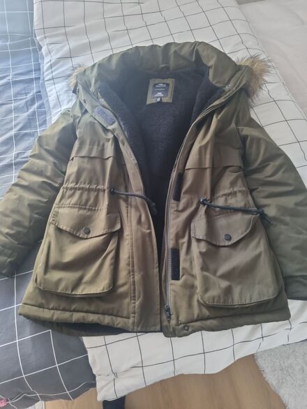 Kapşonlu parka
