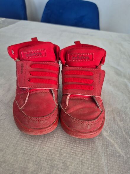 25 numara adidas yarım bot