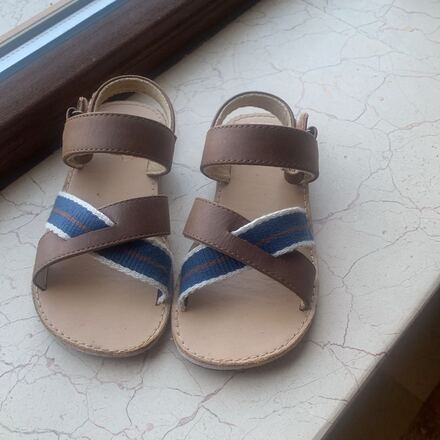 H&M sandalet