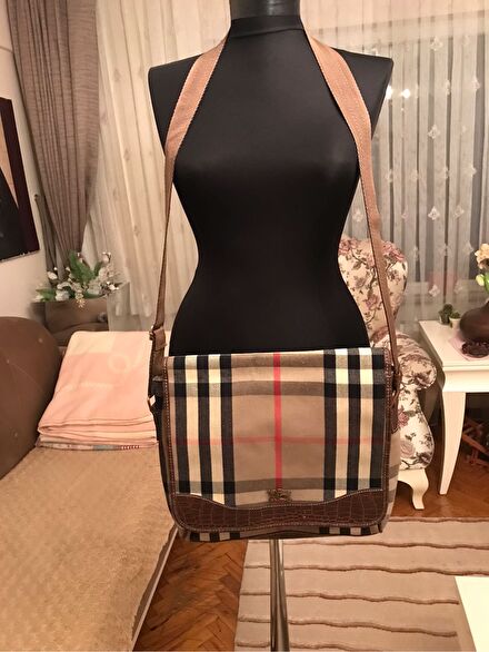 BURBERRY İLK SERİ VİNTAGE ÇANTA 14900TL