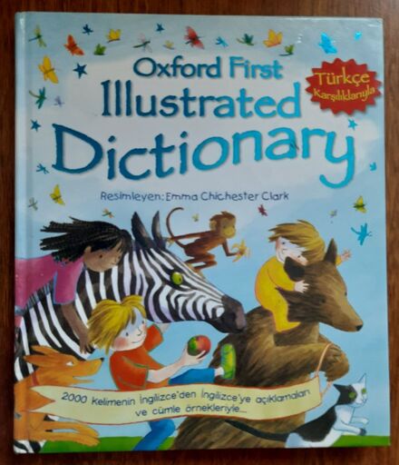 OXFORD FIRST ILLUSTRATED DICTIONARY