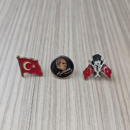 Atatürk ve Türk Bayrağı Rozet