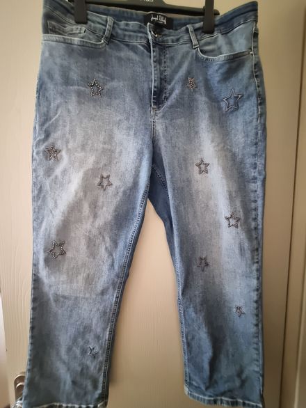 Yıldız Detaylı Mavi Kot Pantolon