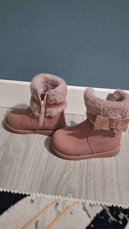 Bot & Bootie