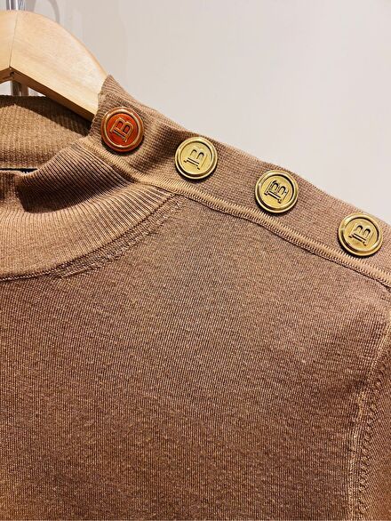 Balmain Kazak.