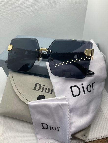 Dior Güneş Gözlüğü Altın Detaylı