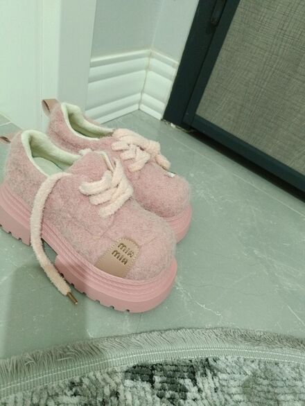 Pembe Kalın Tabanlı Sneaker