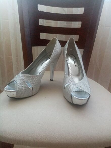 ZARA PLATFORM