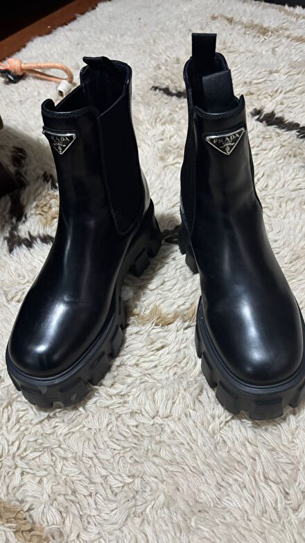 Prada monolith deri 37 bot