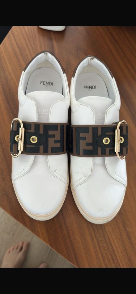Fendi ayakkabı