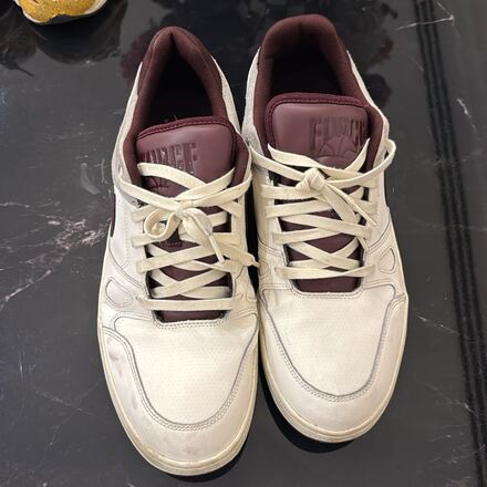 Bordo Detaylı Beyaz Deri Sneaker ayakkab
