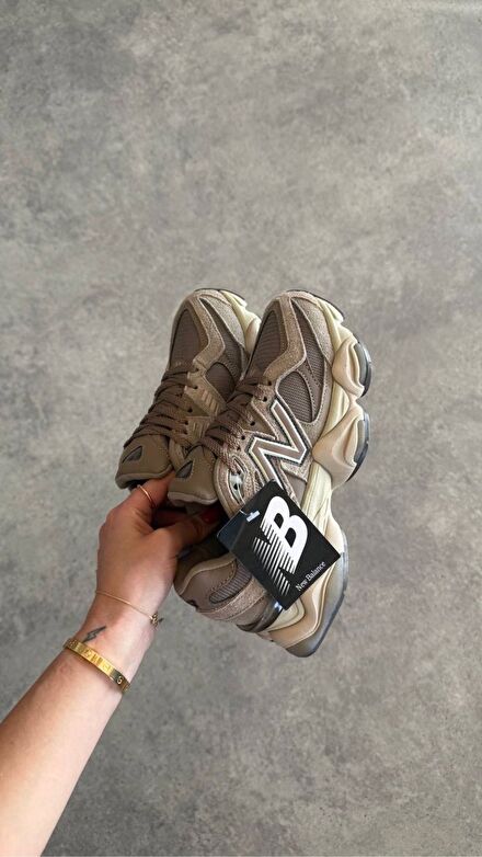 NEW BALANCE 9060 “MUSHROOM”