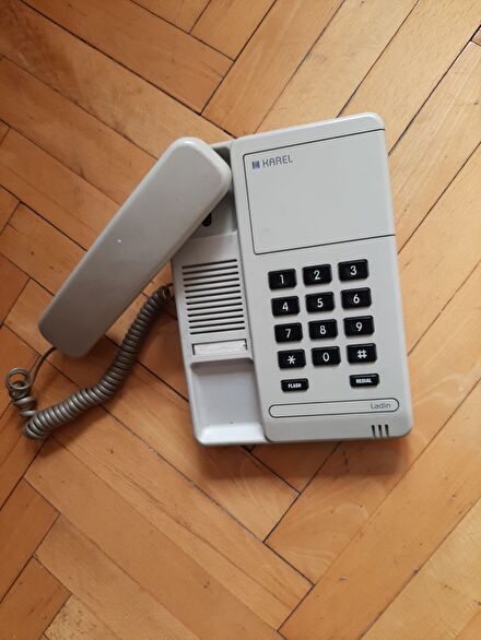 Karel marka Ladin model Sabit telefon