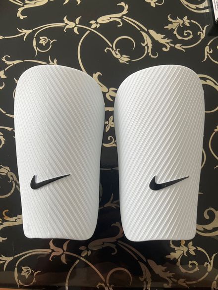Nike Orjinal Dizlikleri Beyaz