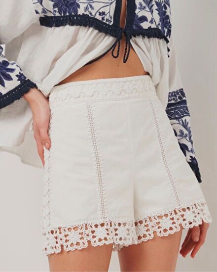 ZARA 🤍💫Beyaz Dantel Detaylı Şort