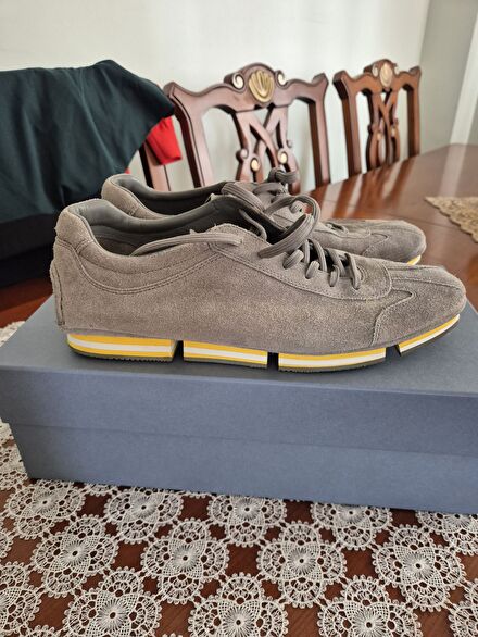 PRADA AYAKKABI