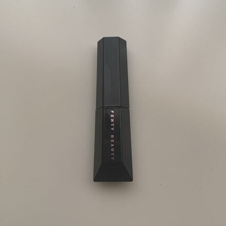 Fenty siyah maskara 6.5 ml