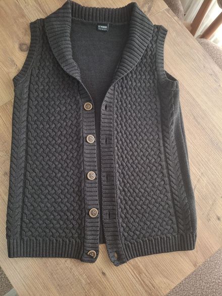 LC Waikiki Yelek Koyu Gri(11/12 yaş)