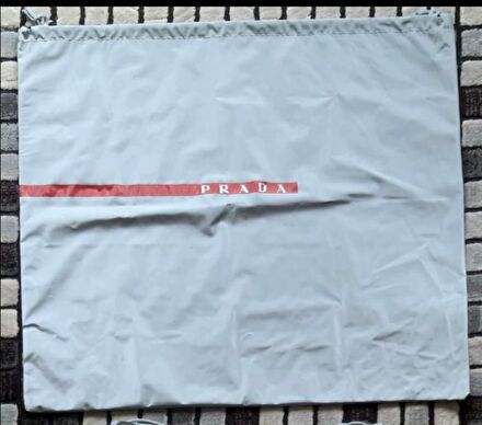 Prada Toz Torbası