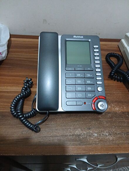 Multitek MC 220 Telefon