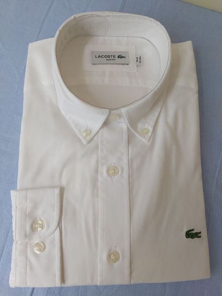Lacoste yazlık ince gömlektir