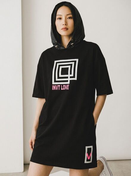 Yeni INVT Love Kapüşonlu Oversize Sweat