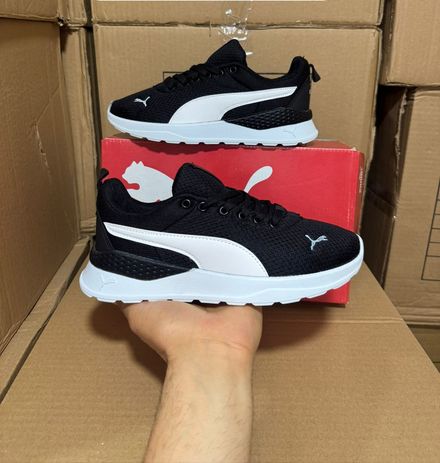 Puma Siyah Beyaz Spor Ayakkabı