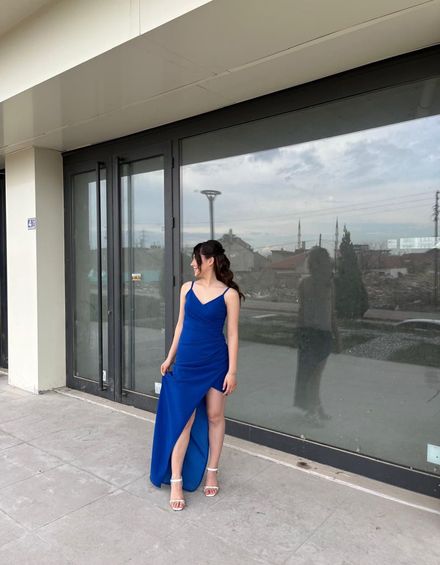 Kuyruklu Saksı mavisi gece elbisesi