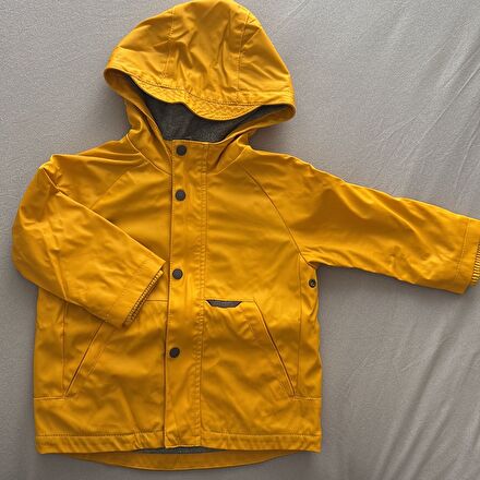 Zara Baby Yağmurluk