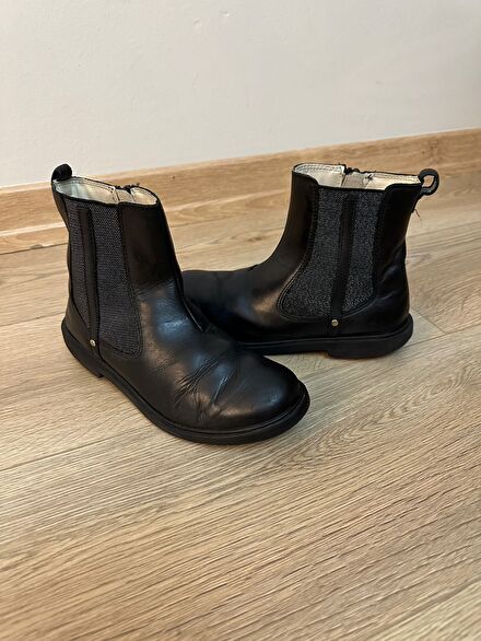 34 numara orijinal CLARKS marka deri bot