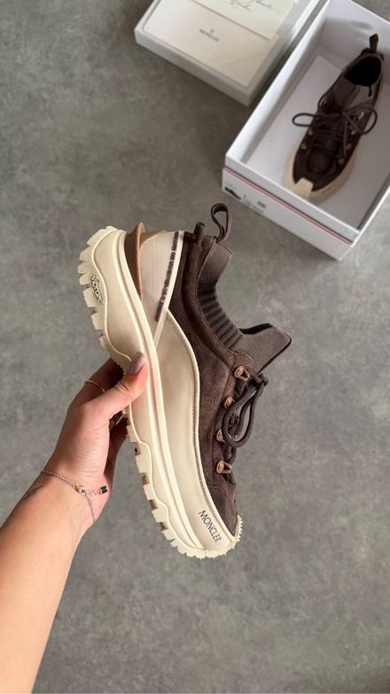 MONCLER “ Trailgrip Lite 3 Brown “