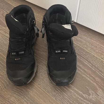 Adidas bot